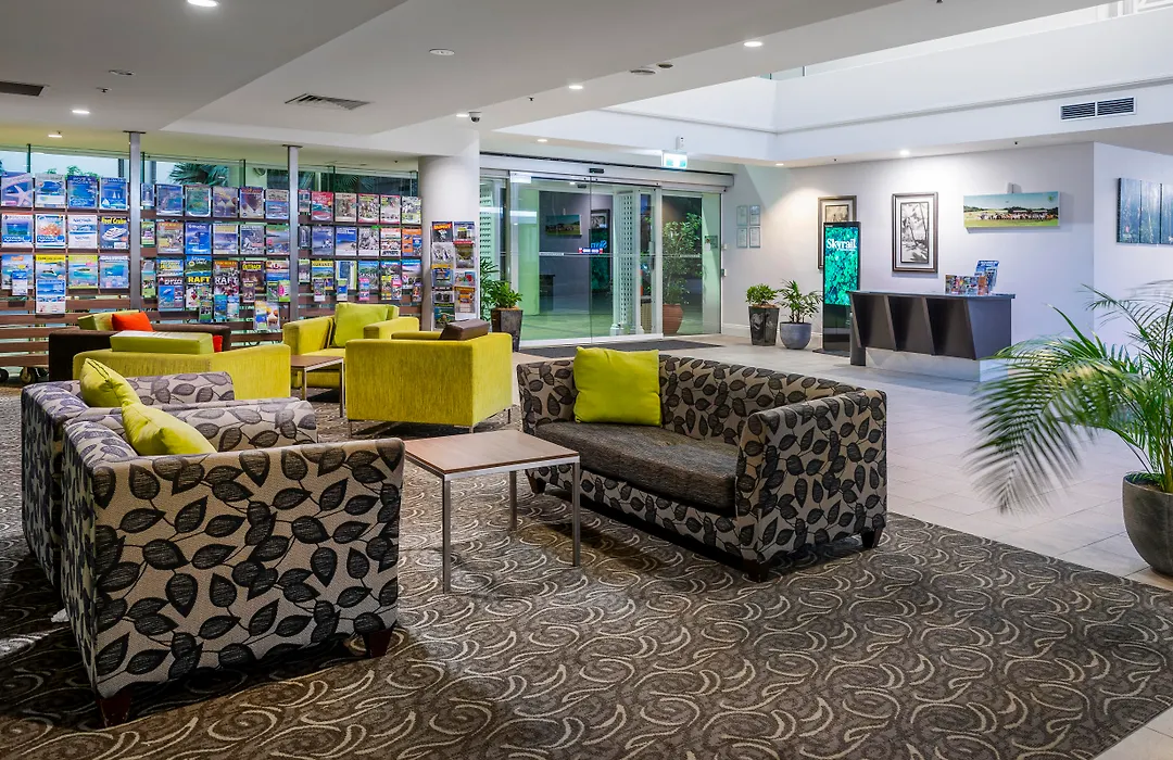 Rydges Esplanade Resort Cairns-1