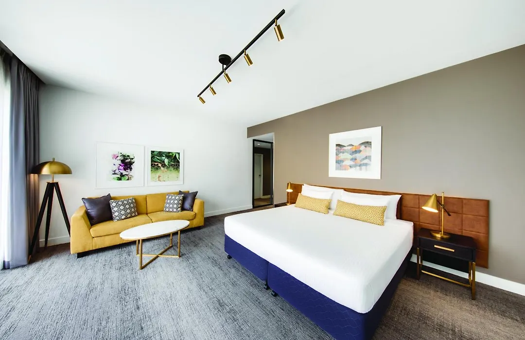 Vibe Hotel Sydney-1