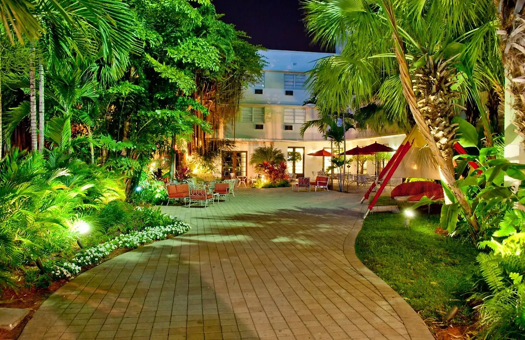 Dorchester Hotel&Suites-1
