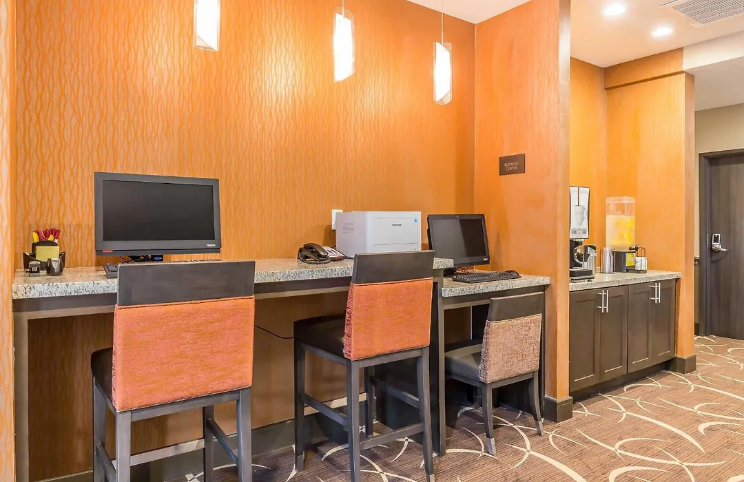 Comfort Suites Near Sam Houston Race Park-1