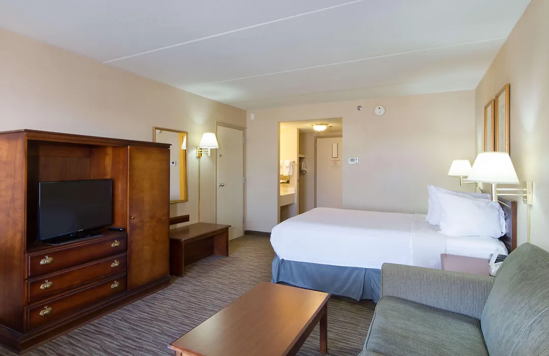 Comfort Inn & Suites Buffalo Airport-1
