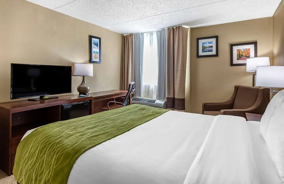Comfort Inn Edison - New Brunswick-1