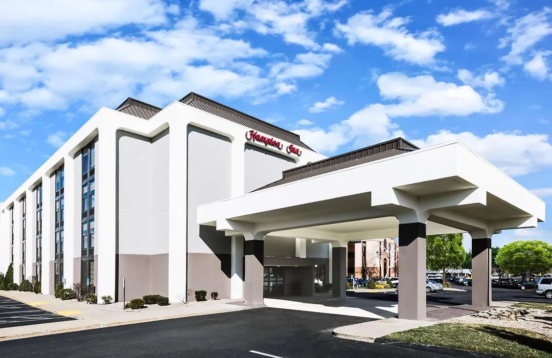 Hampton Inn West Springfield-1