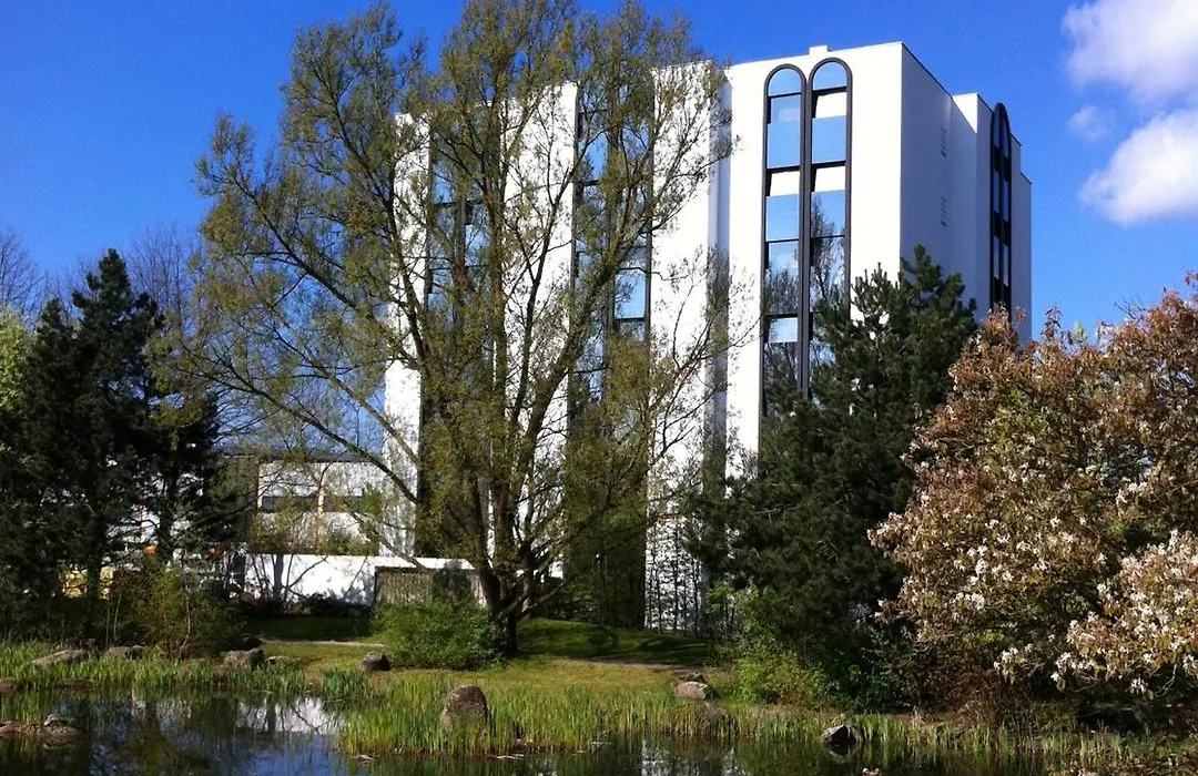 Atrium Im Park Hotel Regensburg-1