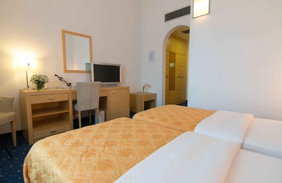 Hotel Blue Star-1
