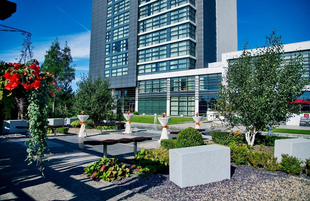 The Gateway Hotel-1