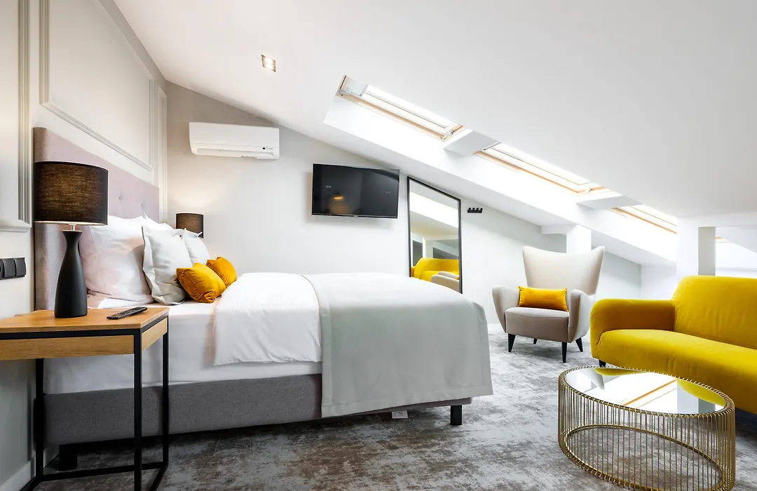 Hotel Wawel Queen-1