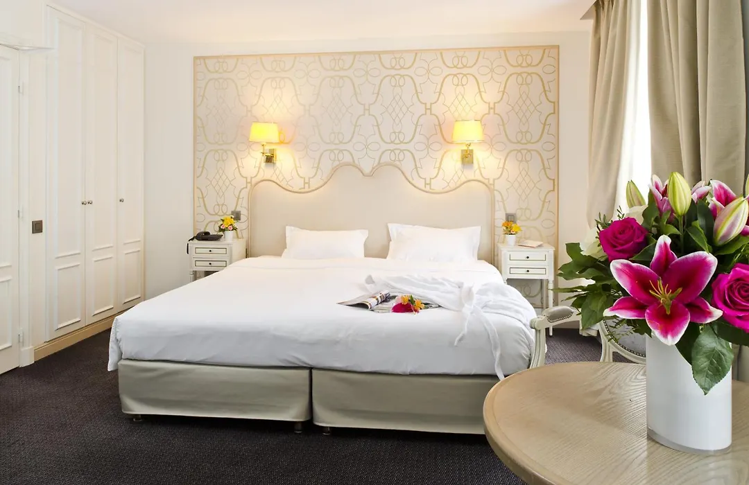 Hôtel Saint-Pétersbourg Opéra&Spa-1