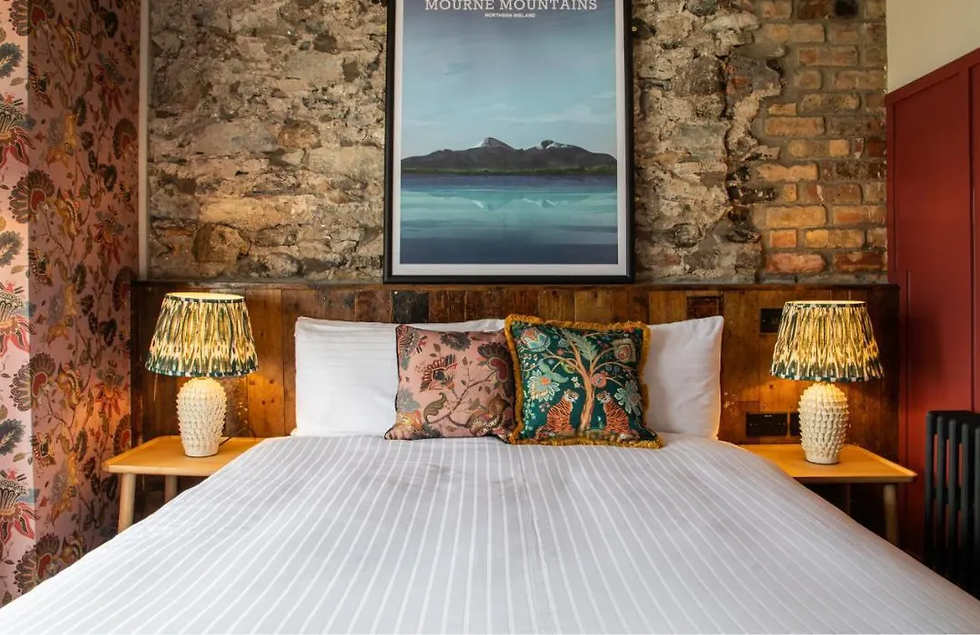 Avoca Hotel-1
