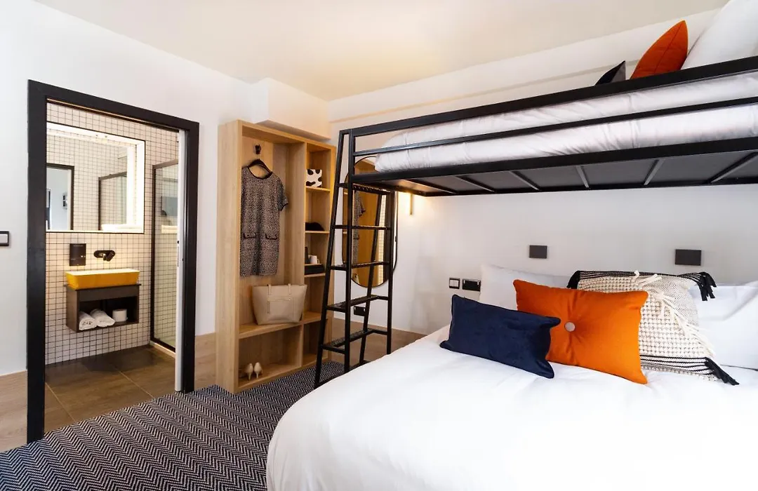 The Snug Townhouse-1