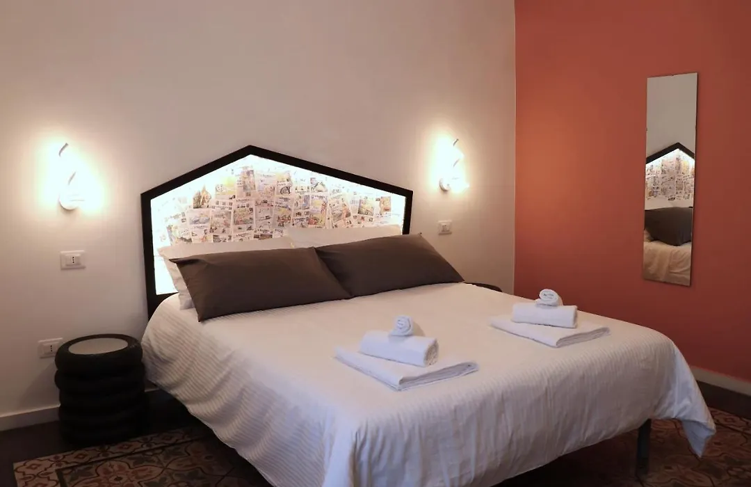 Liotru Maisonne, Rooms With En-Suite Bathroom And Shared Bathroom-1