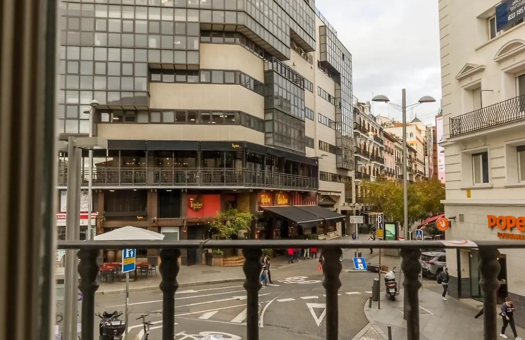 Santo - Coworking - Coliving - Madrid-1
