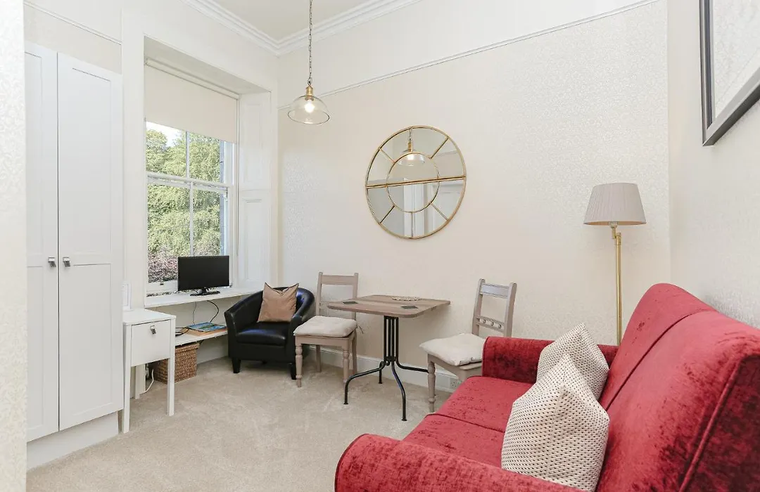 Arden House B&B And Self-Catering-1