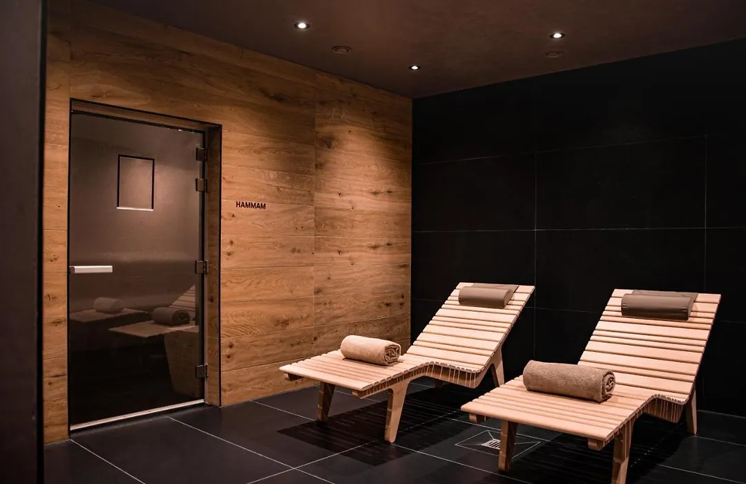 Villars Palace-1