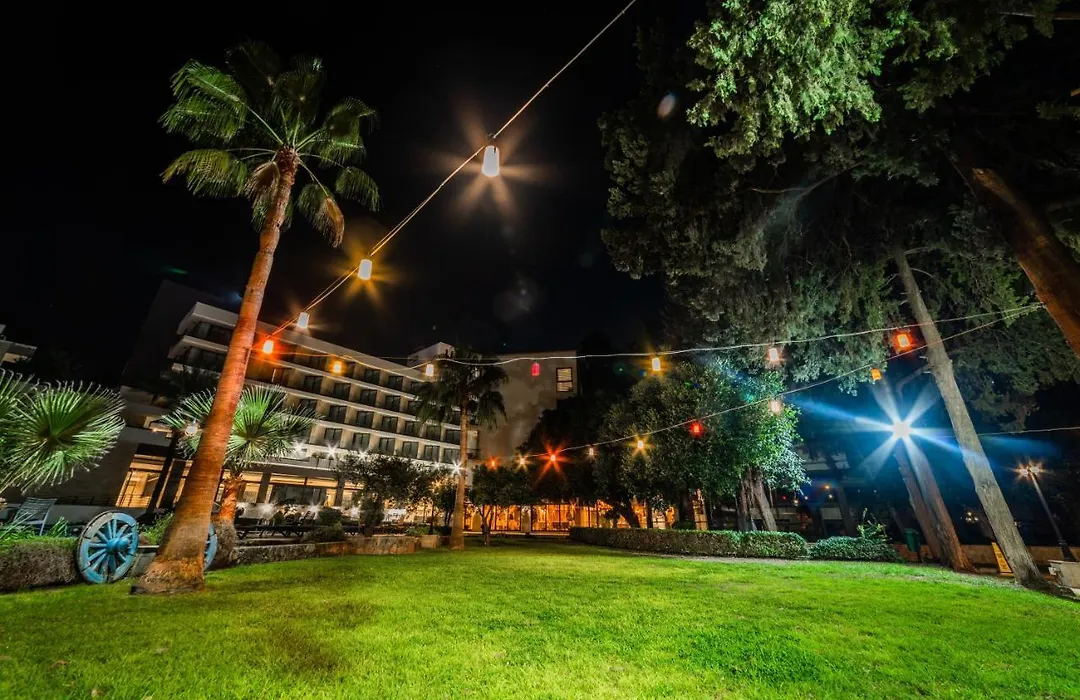 Hotel Pia Bella-1