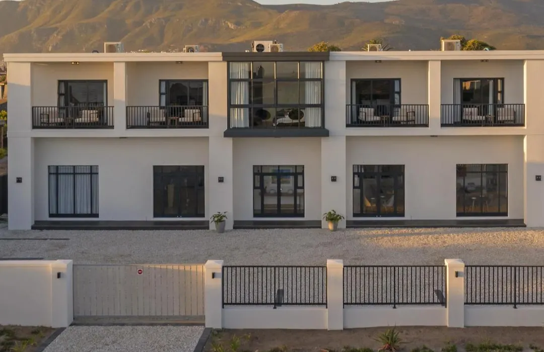 Glow Boutique Suites&Guesthouse-1