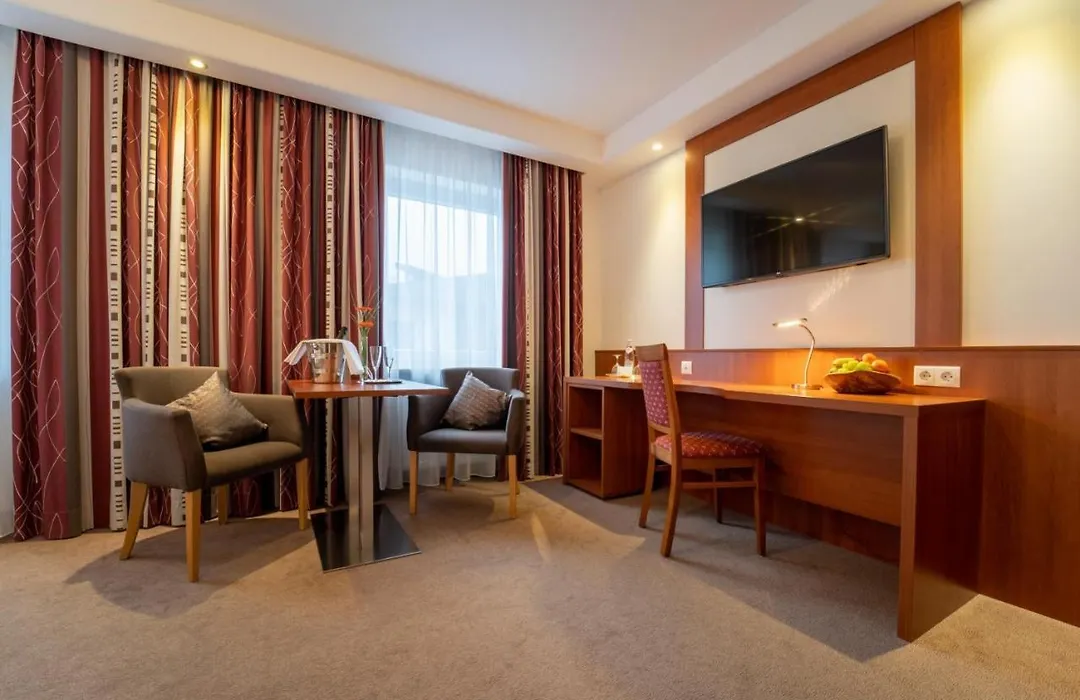 Hotel St Georg - Regensburg-1