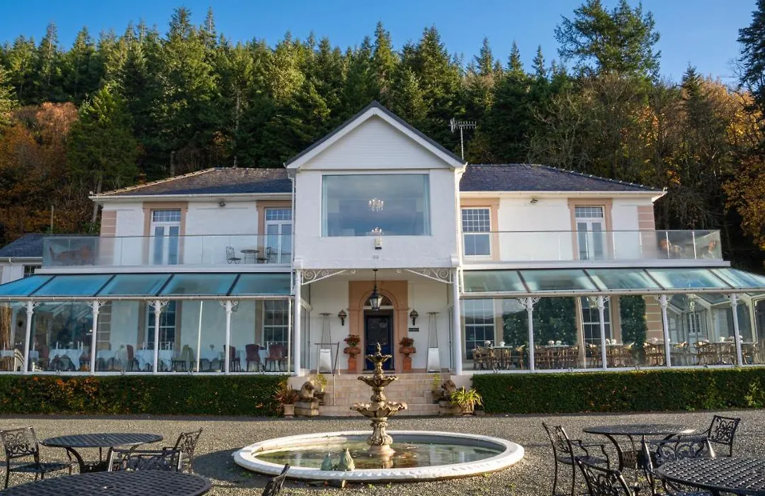 Plas Maenan-1