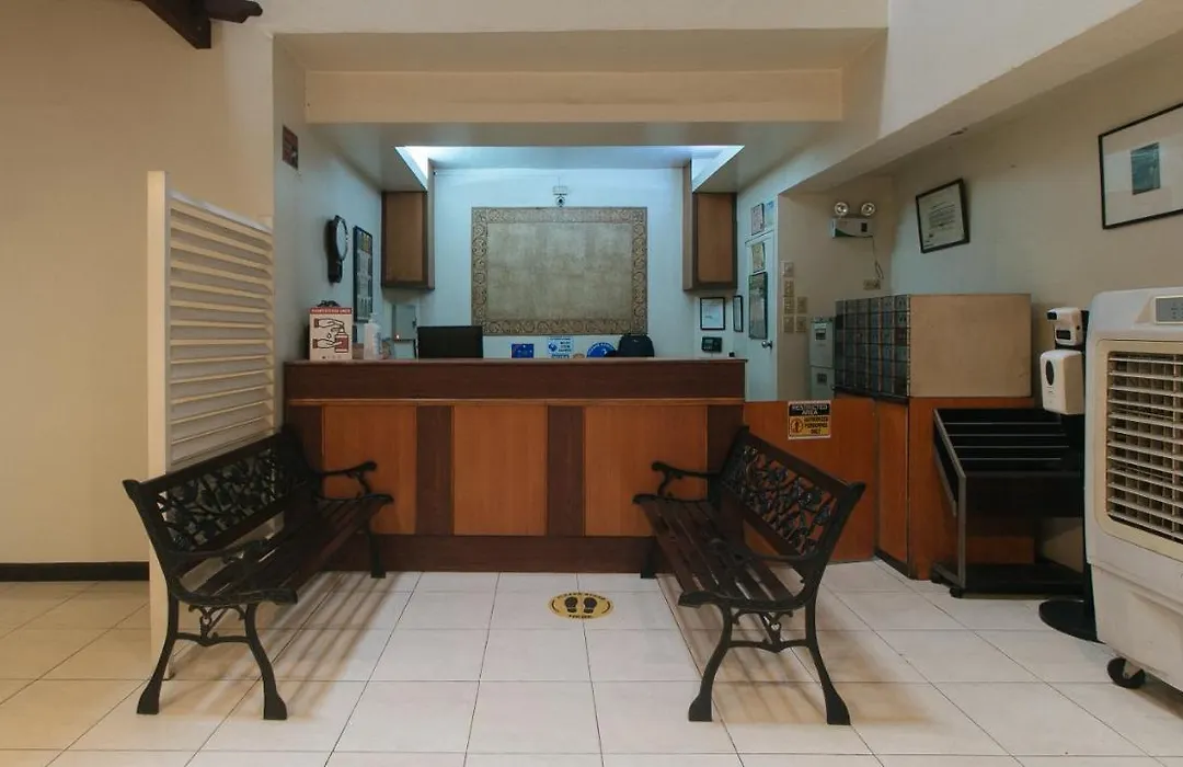 El Rico Suite Makati By Reddoorz-1