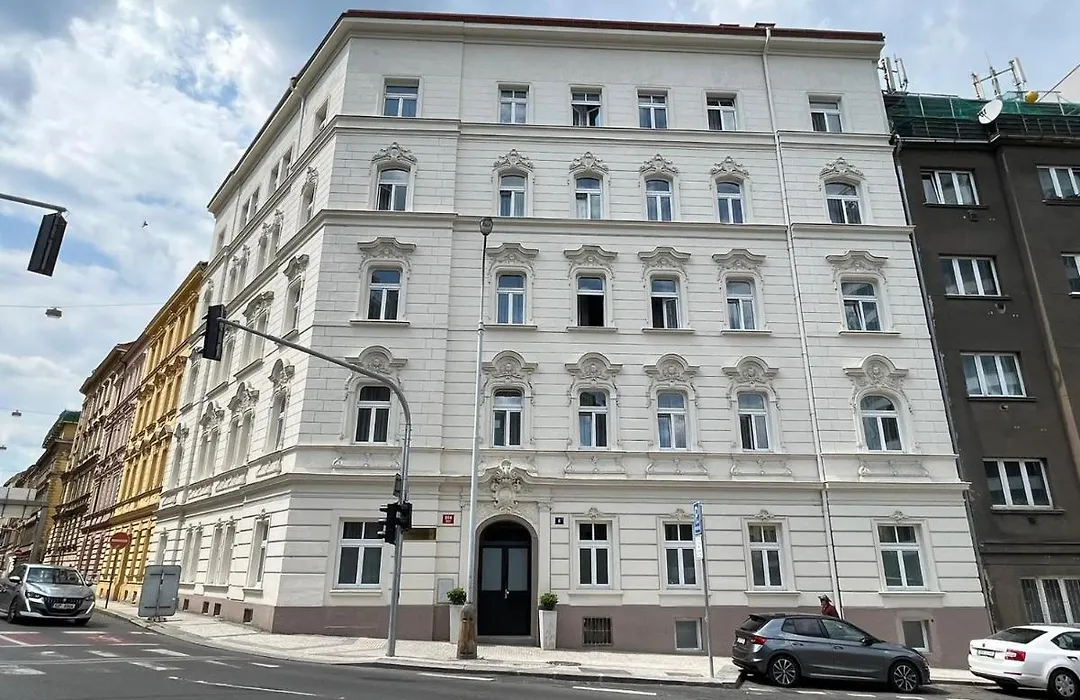 Figaro Suites-1