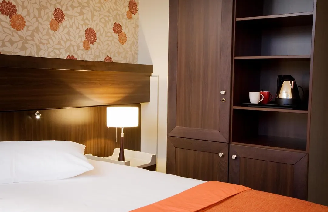 Hotel Van Walsum-1