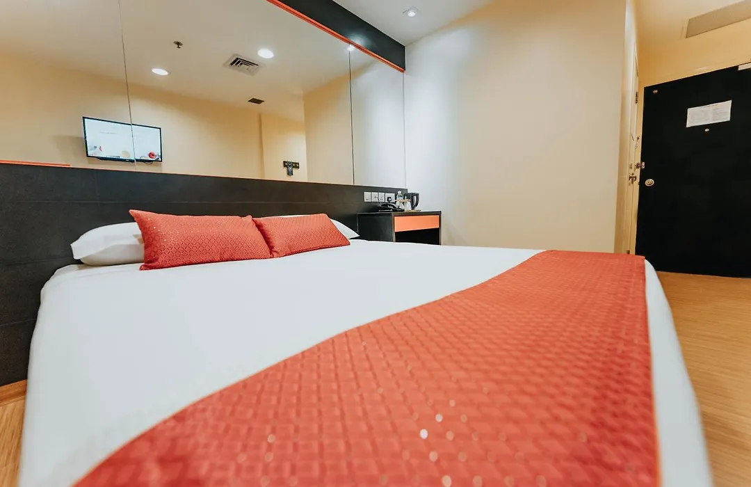 Hotel 81 Heritage-1