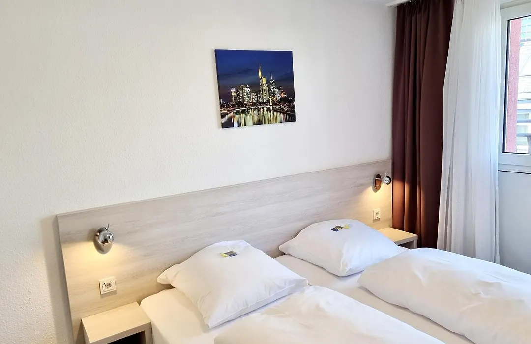 Adler Hotel Frankfurt-1