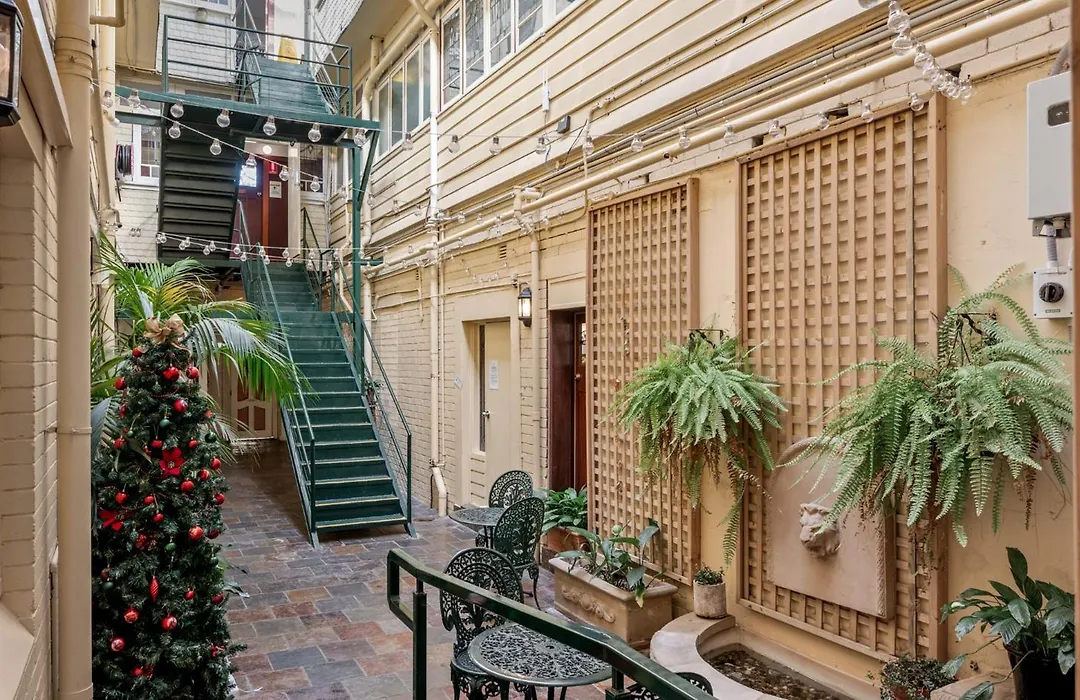 Metropole Katoomba-1