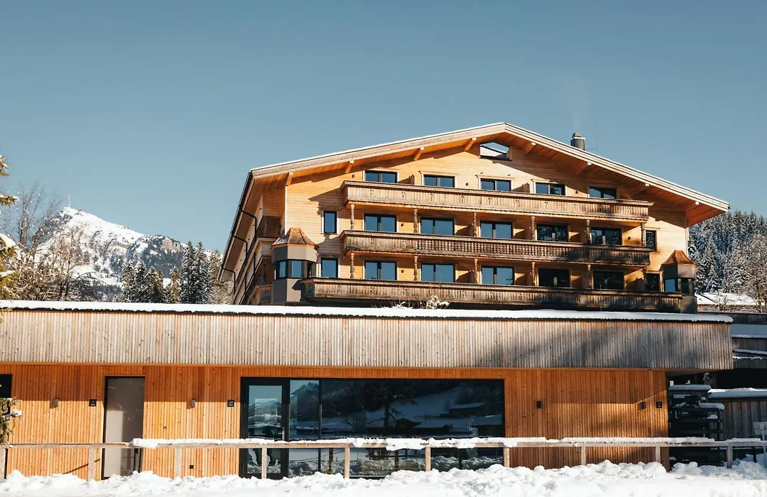 Alpenhotel Kitzbuehel Am Schwarzsee-1