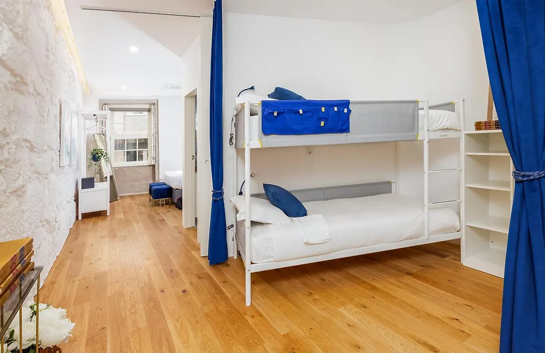 In Porto Gallery Guesthouse-1