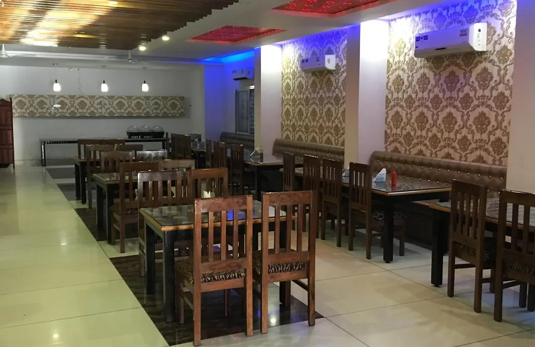 Hotel Trihari-1