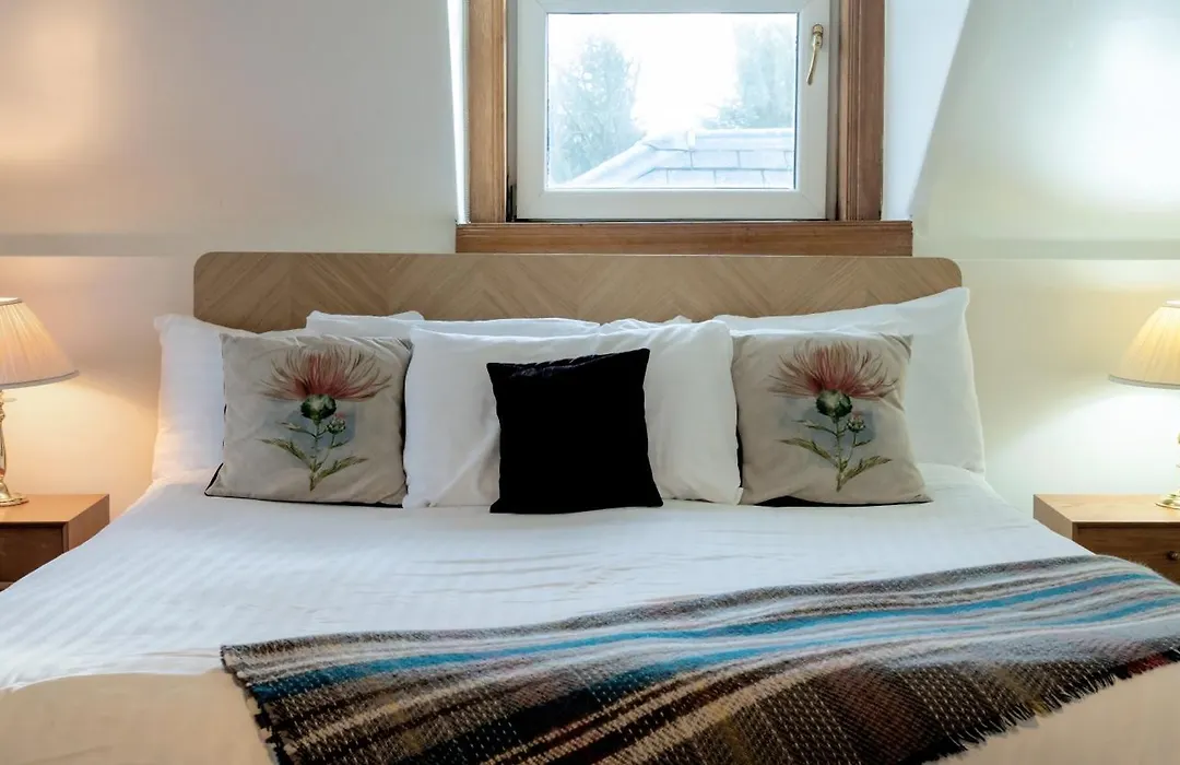 Cardross Inn-1