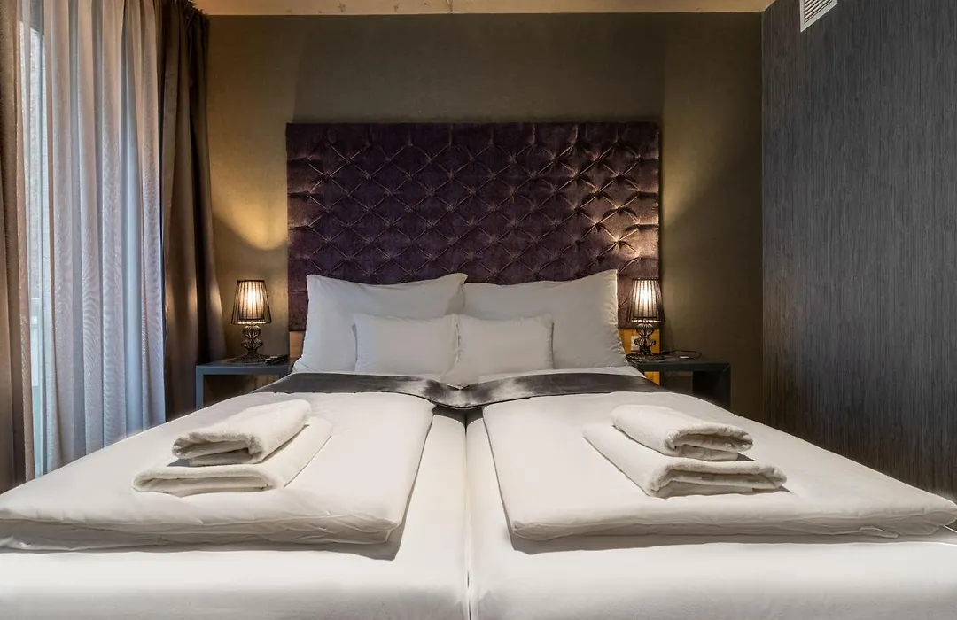 Onyx Luxury Budapest-1