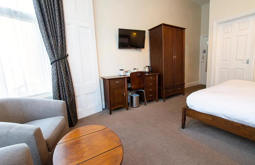 The Grosvenor Plymouth-1