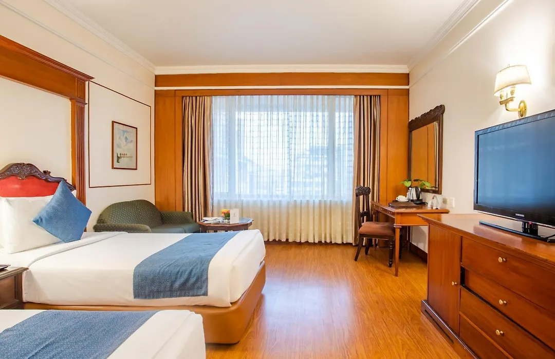 The Everest Hotel-1