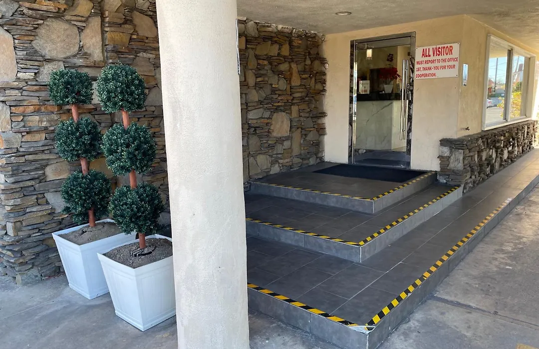 Grand Inn-1