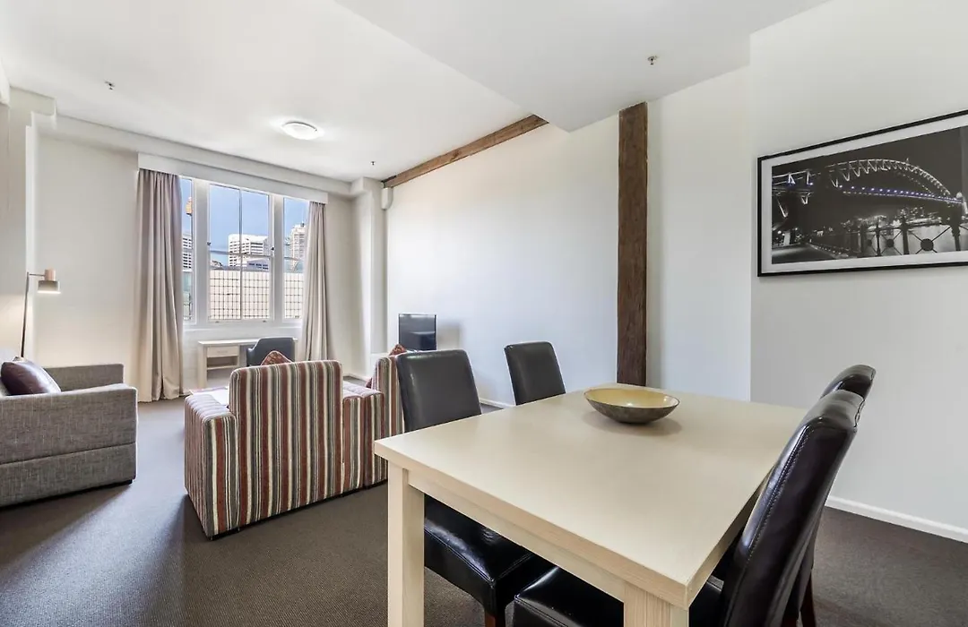 Oaks Sydney Goldsbrough Suites-1