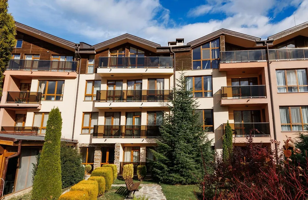 Green Wood Hotel & Spa-1