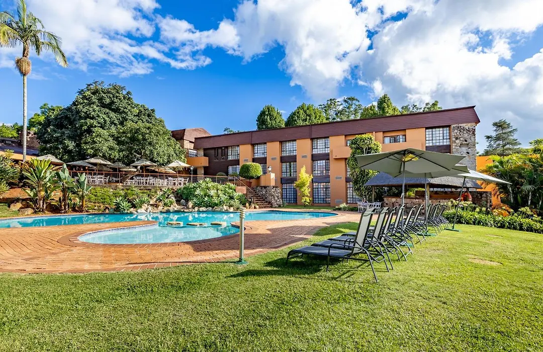 African Sky Hotels - Pine Lake Inn-1
