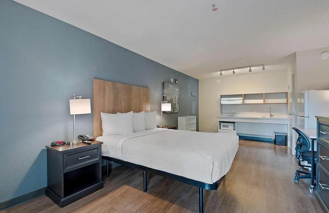 Extended Stay America Suites - Miami - Airport - Blue Lagoon-1