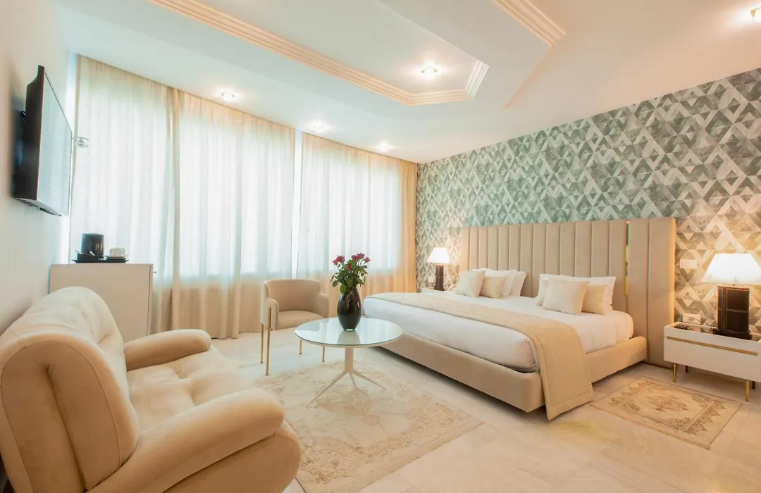 The Penthouse Suites Hotel-1