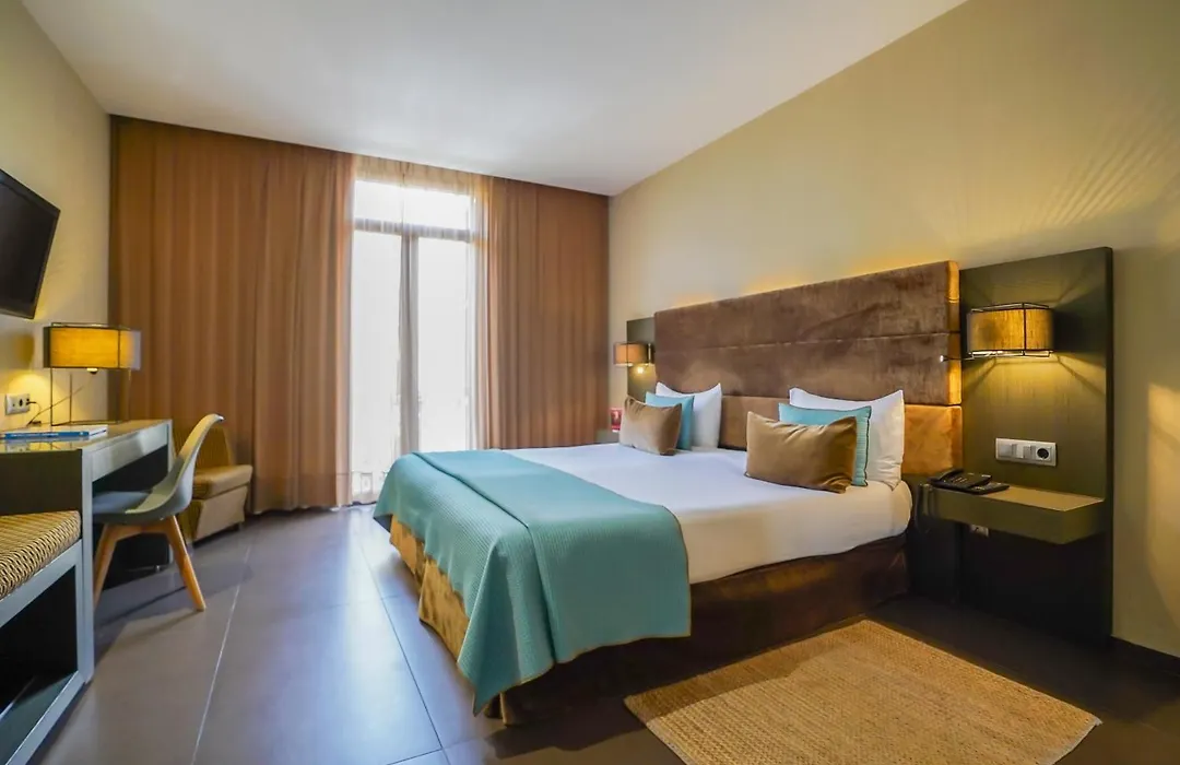 Hotel Constanza-1