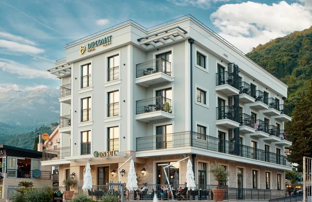 Hotel Diplomat By Aycon-1