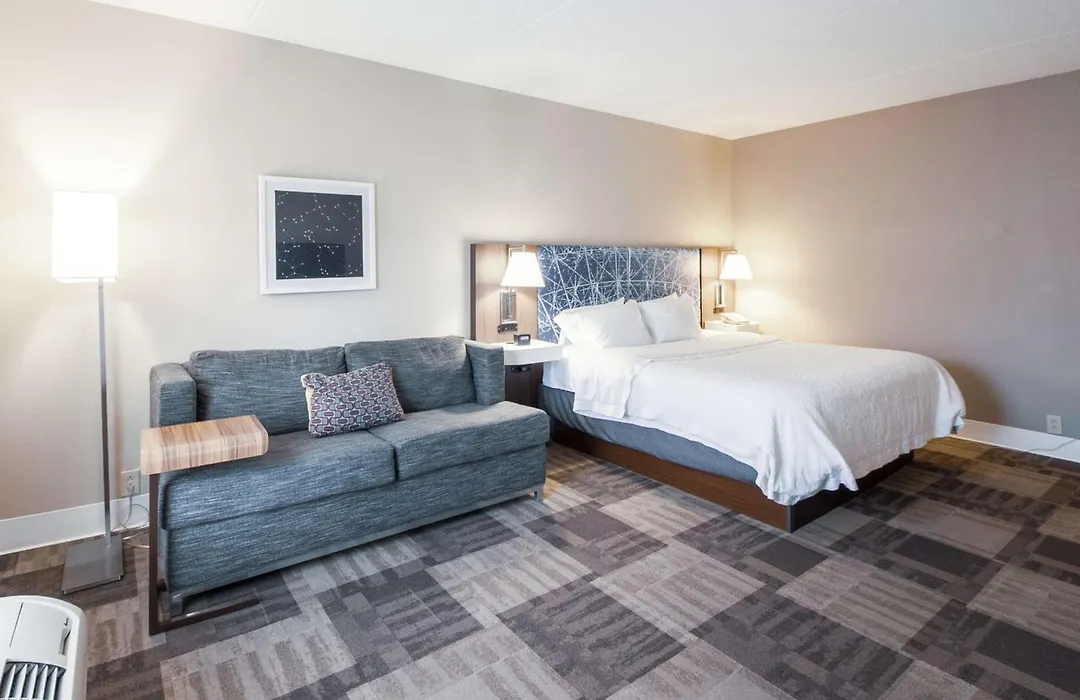 Hampton Inn & Suites Huntsville Hampton Cove-1