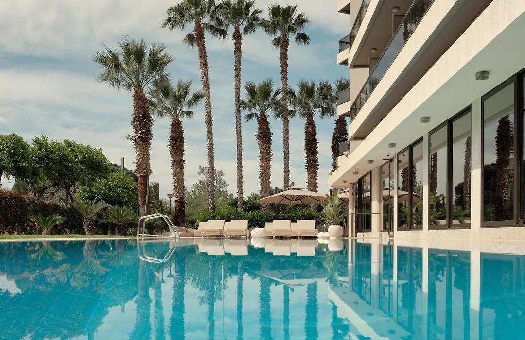 Golden Sun Hotel-1