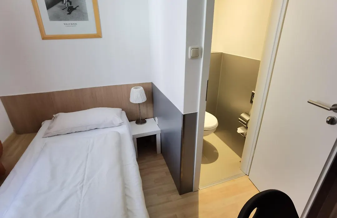 Hotel Italia-1