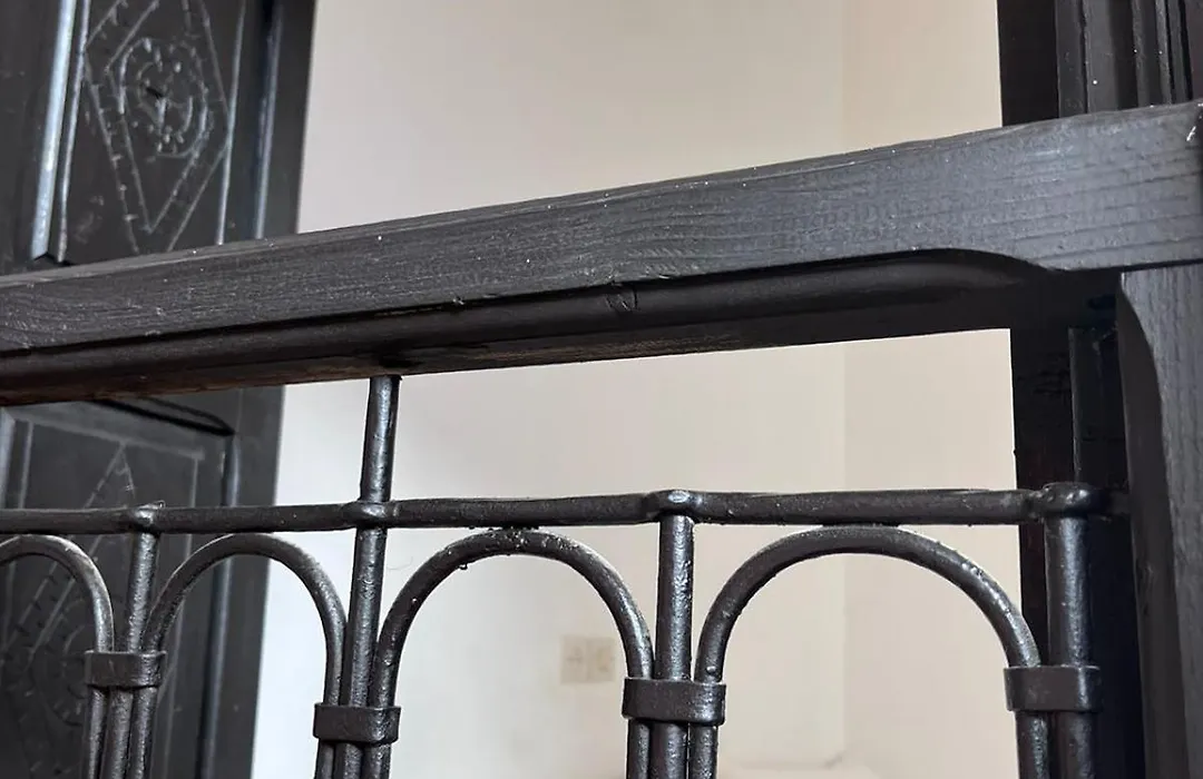 Riad Black Doors-1