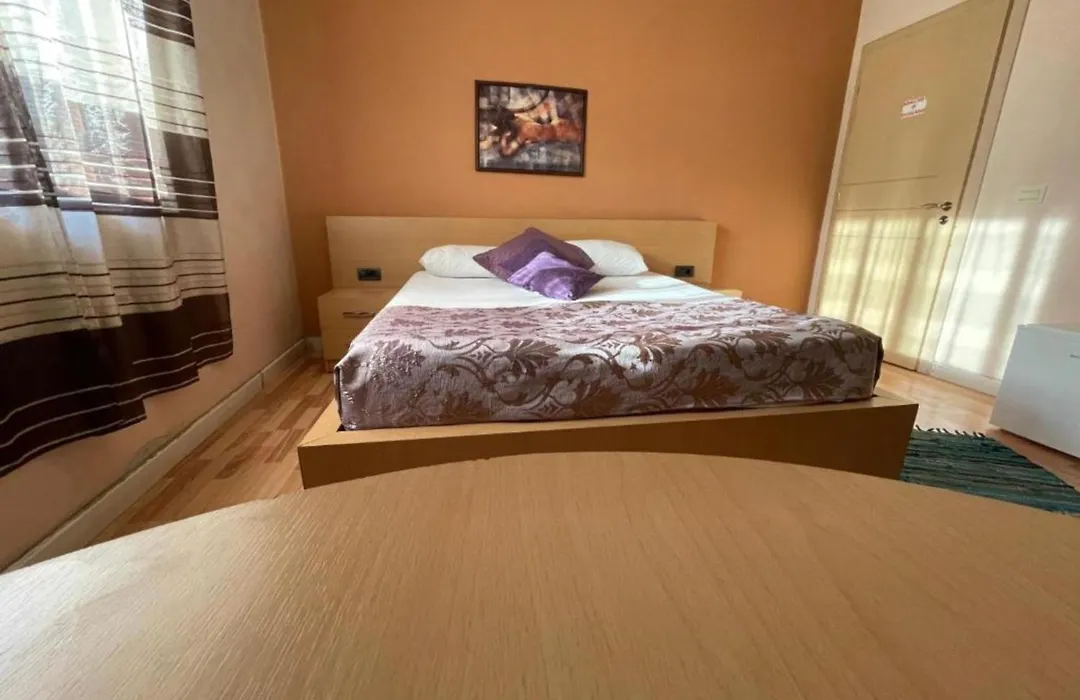 Hotel Algo-1