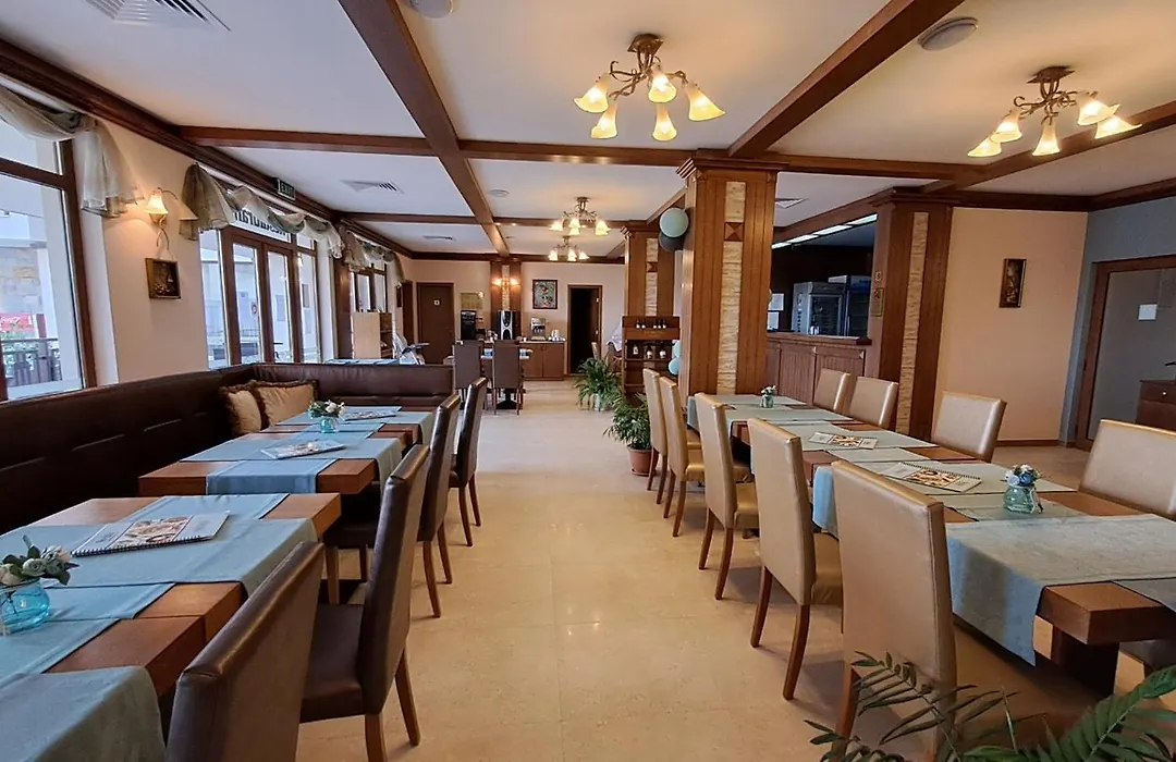 Relax Holiday Complex & Spa-1