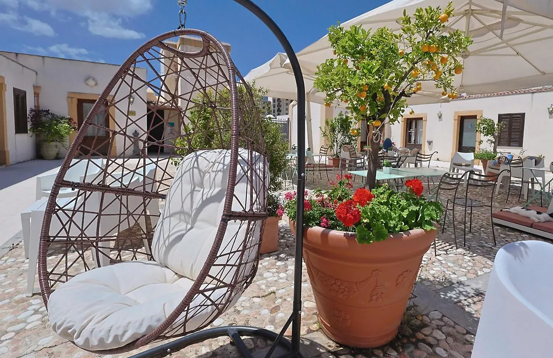Villa Lampedusa-1